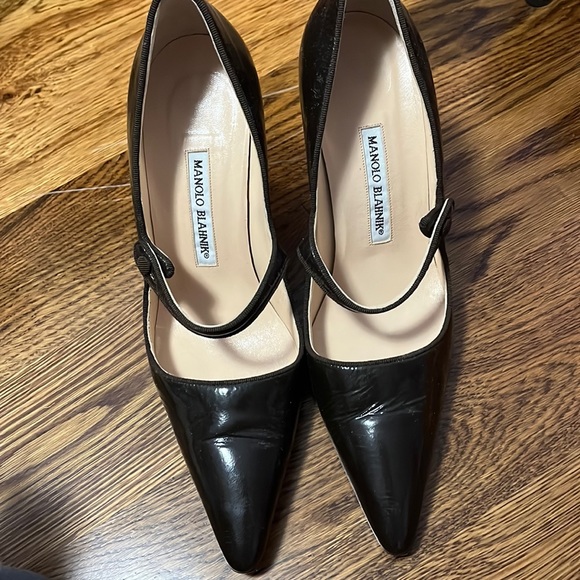 Manolo Blahnik | Shoes | Manolo Blahnik Perfect Condition Dark Brown ...